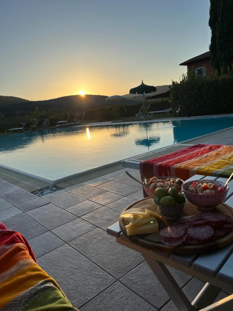 Villa Del Sole San Gimignano Bagian luar foto