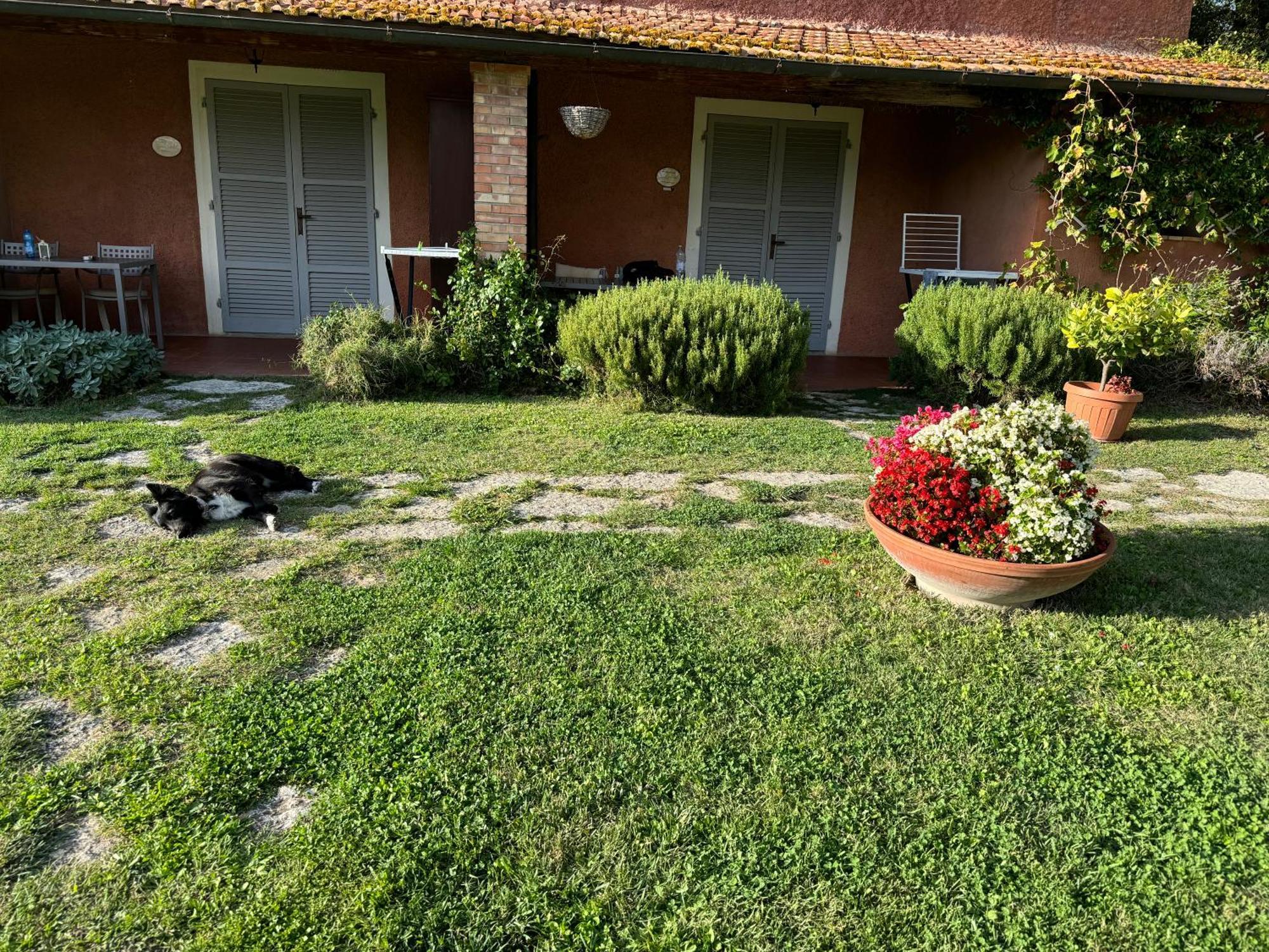 Villa Del Sole San Gimignano Bagian luar foto