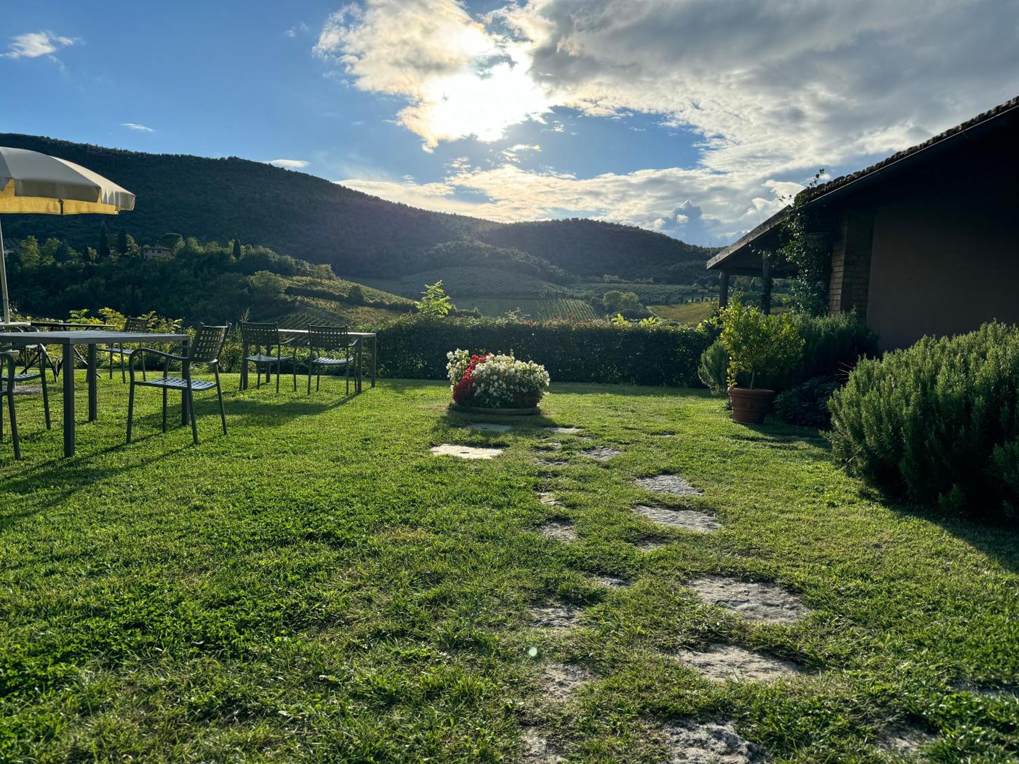 Villa Del Sole San Gimignano Bagian luar foto
